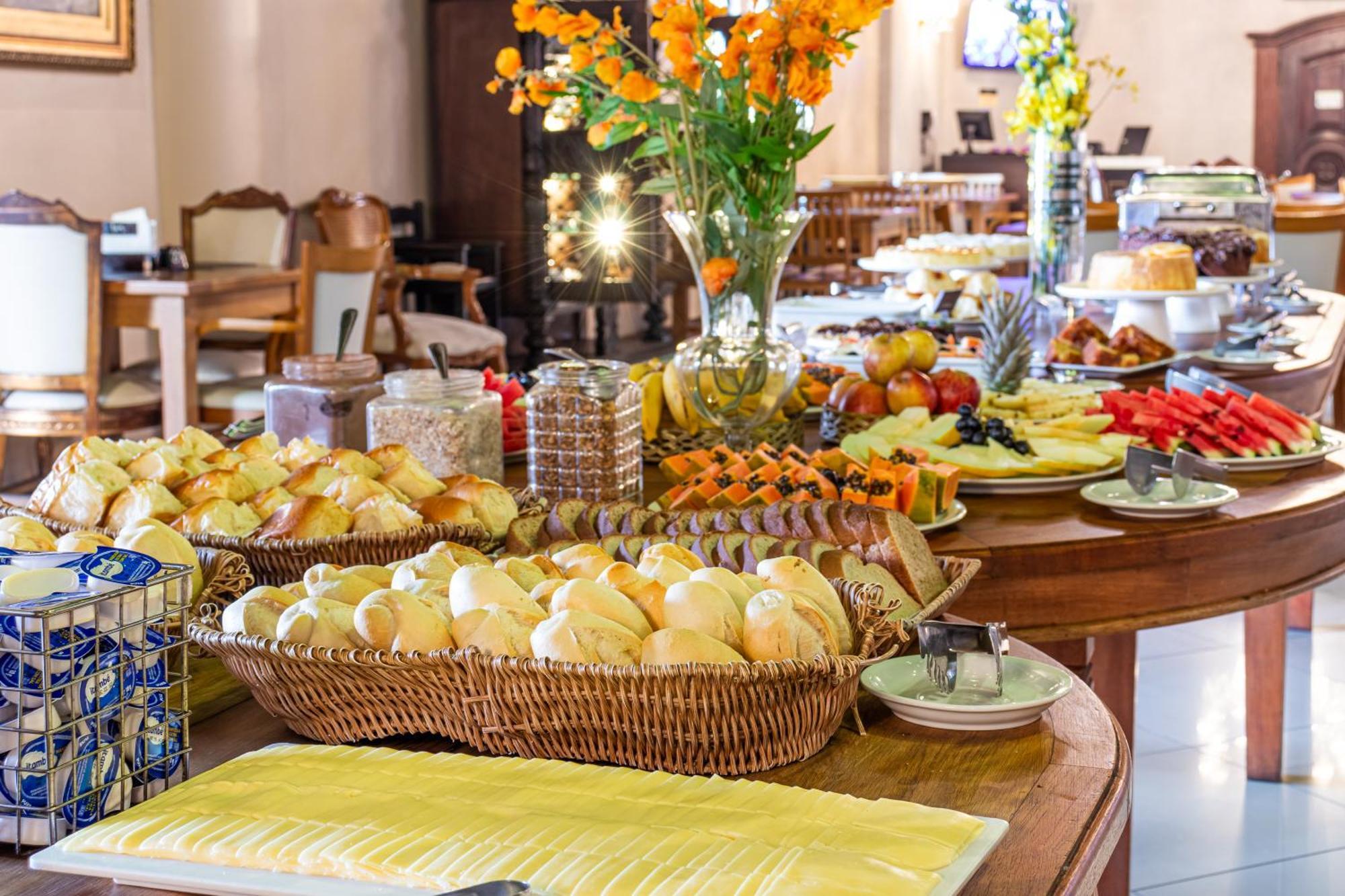 Castelo De Itaipava - Hotel, Eventos E Gastronomia מראה חיצוני תמונה