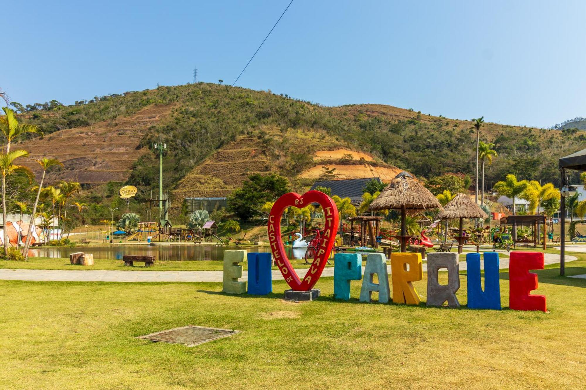 Castelo De Itaipava - Hotel, Eventos E Gastronomia מראה חיצוני תמונה