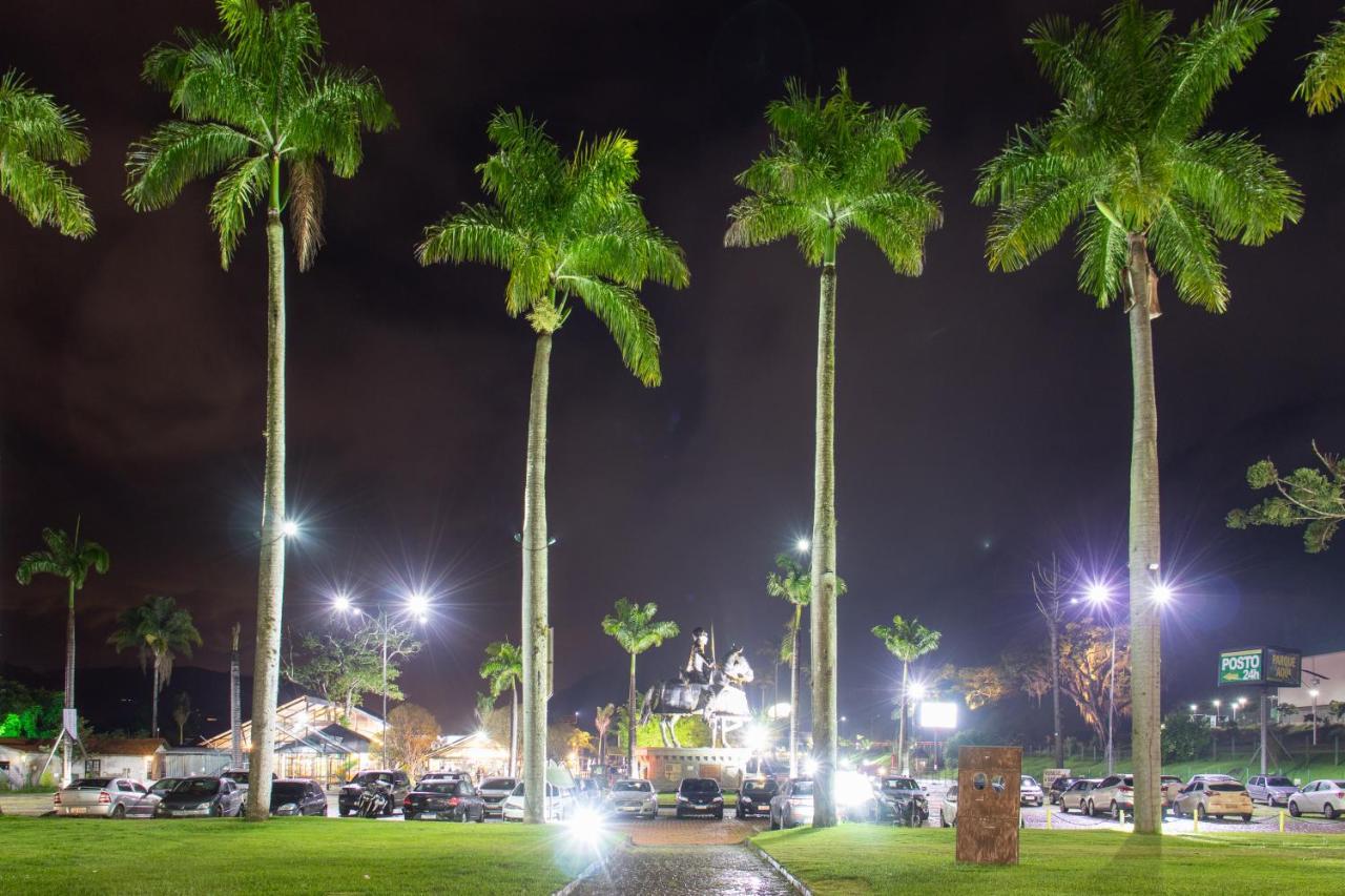 Castelo De Itaipava - Hotel, Eventos E Gastronomia מראה חיצוני תמונה